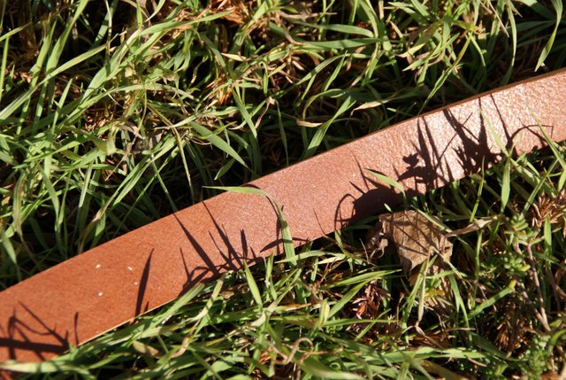 Kožený pásek hnědý tmavší 3 cm / 3-4 mm