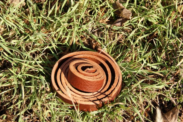 Kožený pásek hnědý dark 2 cm / 3-4 mm