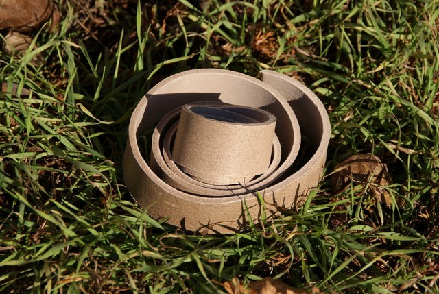 Kožený pásek šedý 3 cm / 3-4 mm