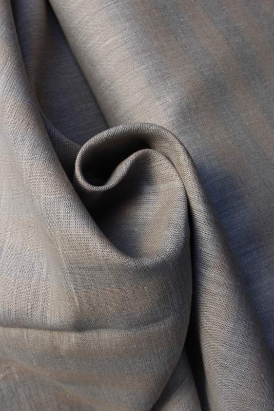 Lněná látka přírodní barvy se světle béžovým proužkem (2/2 cm)