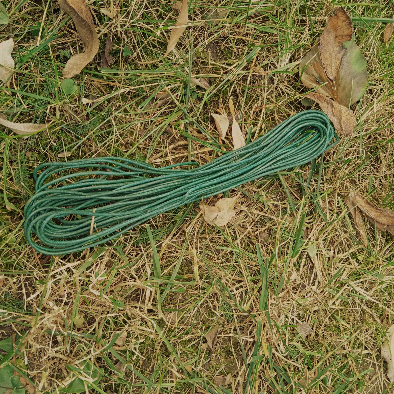 Kožený řemínek 2 mm zelený