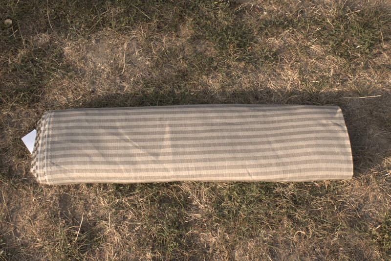 Lněná látka přírodní barvy s khaki proužkem (1/1 cm) 