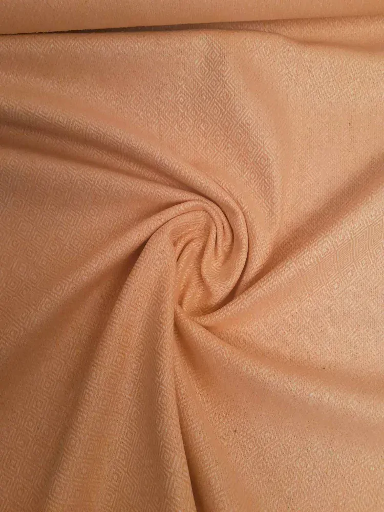 Hedvábná látka diamantová vazba - broskvová