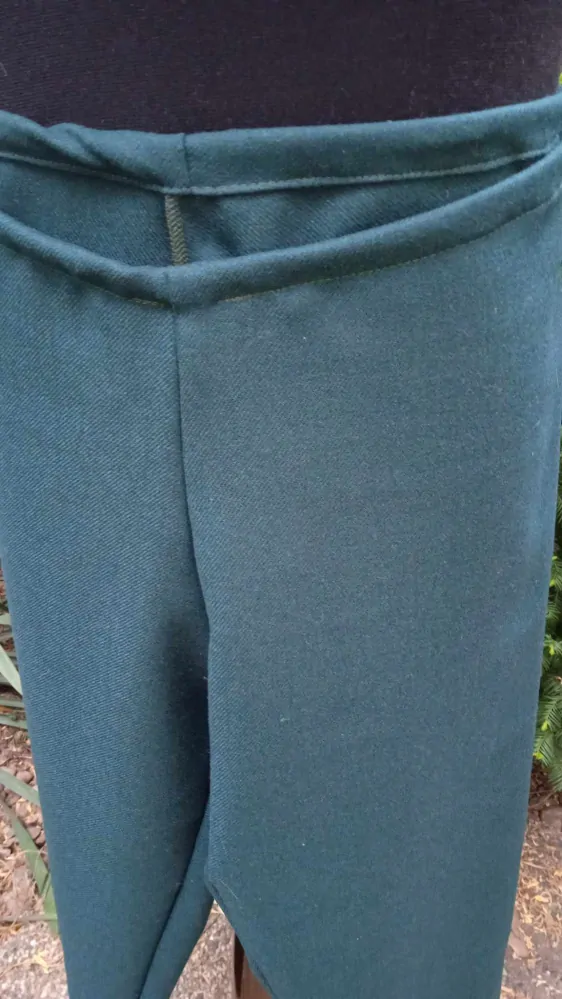 Kalhoty vlněné jedlově zelené vel. 26