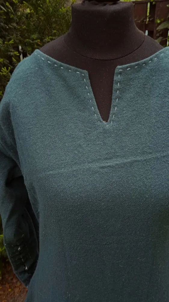 Šaty vlněné jedlově zelené XS