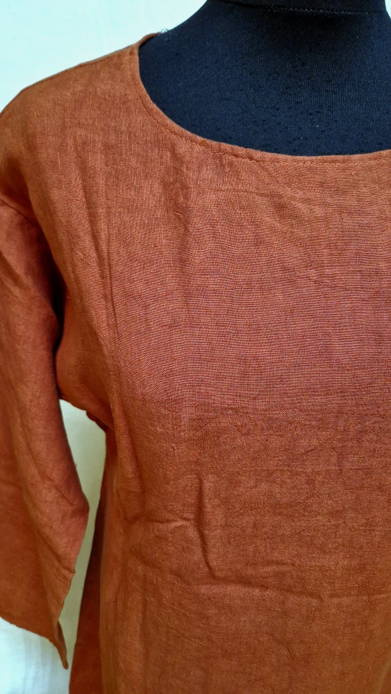 Šaty lněné cihlové