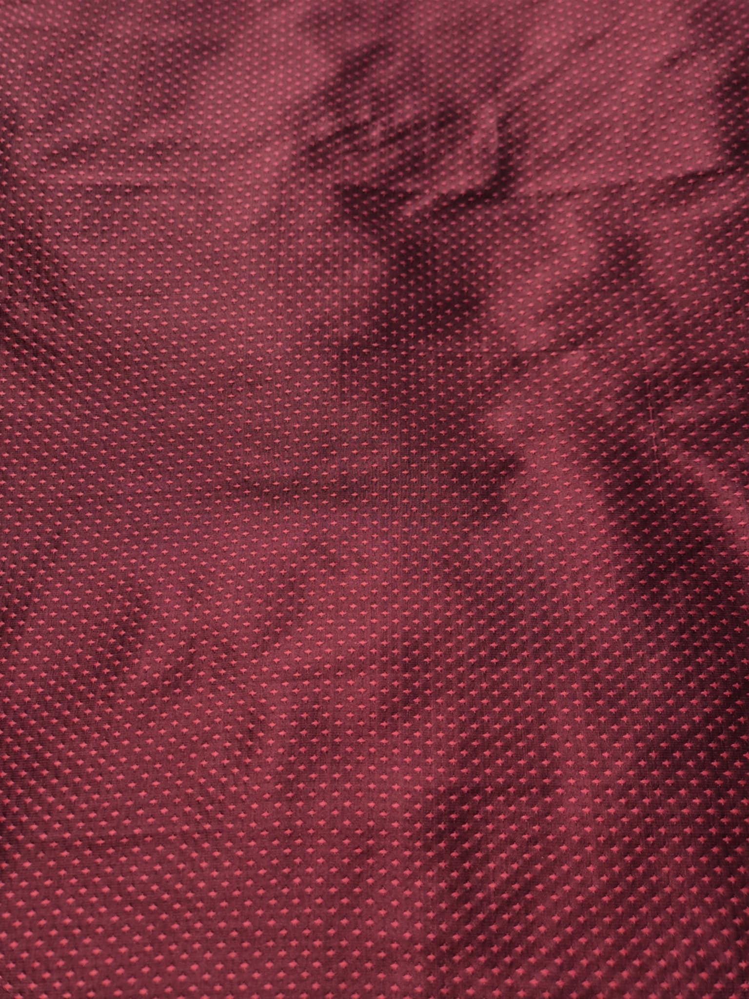 Brokát rudý, umělé hedvábí