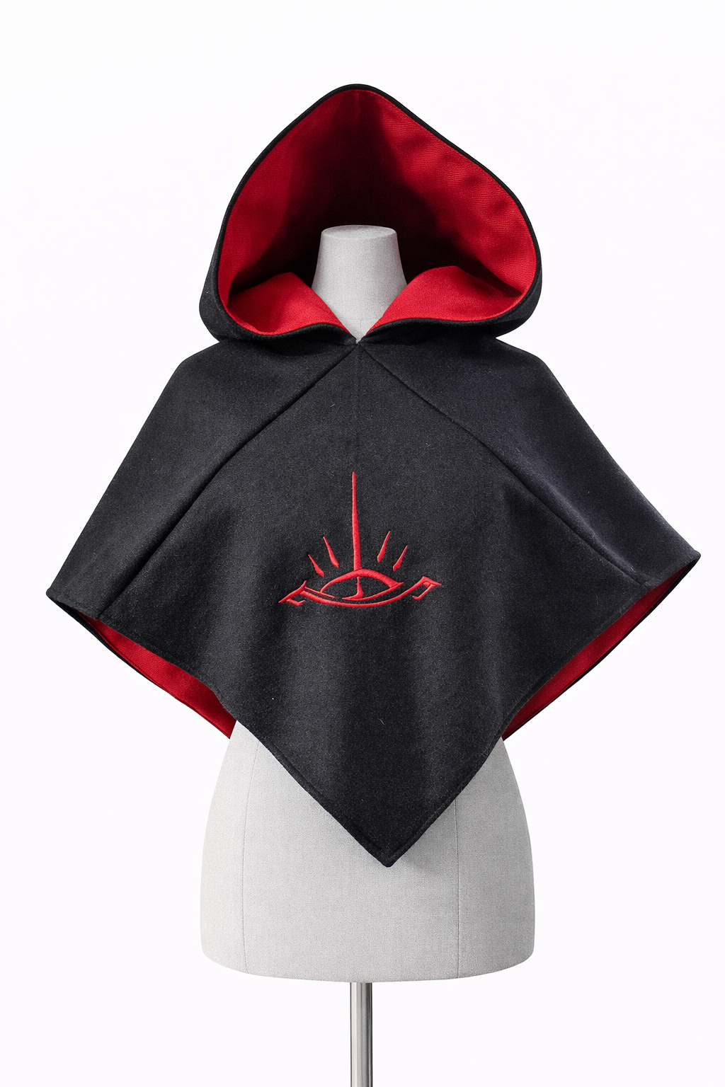 Kapuce s výšivkou "Mordor"