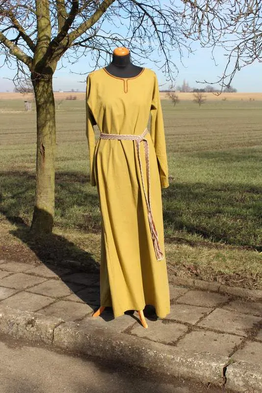 Šaty lněné dvouklínové - strojově šité