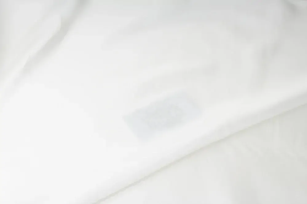 Hedvábný kepr bílý