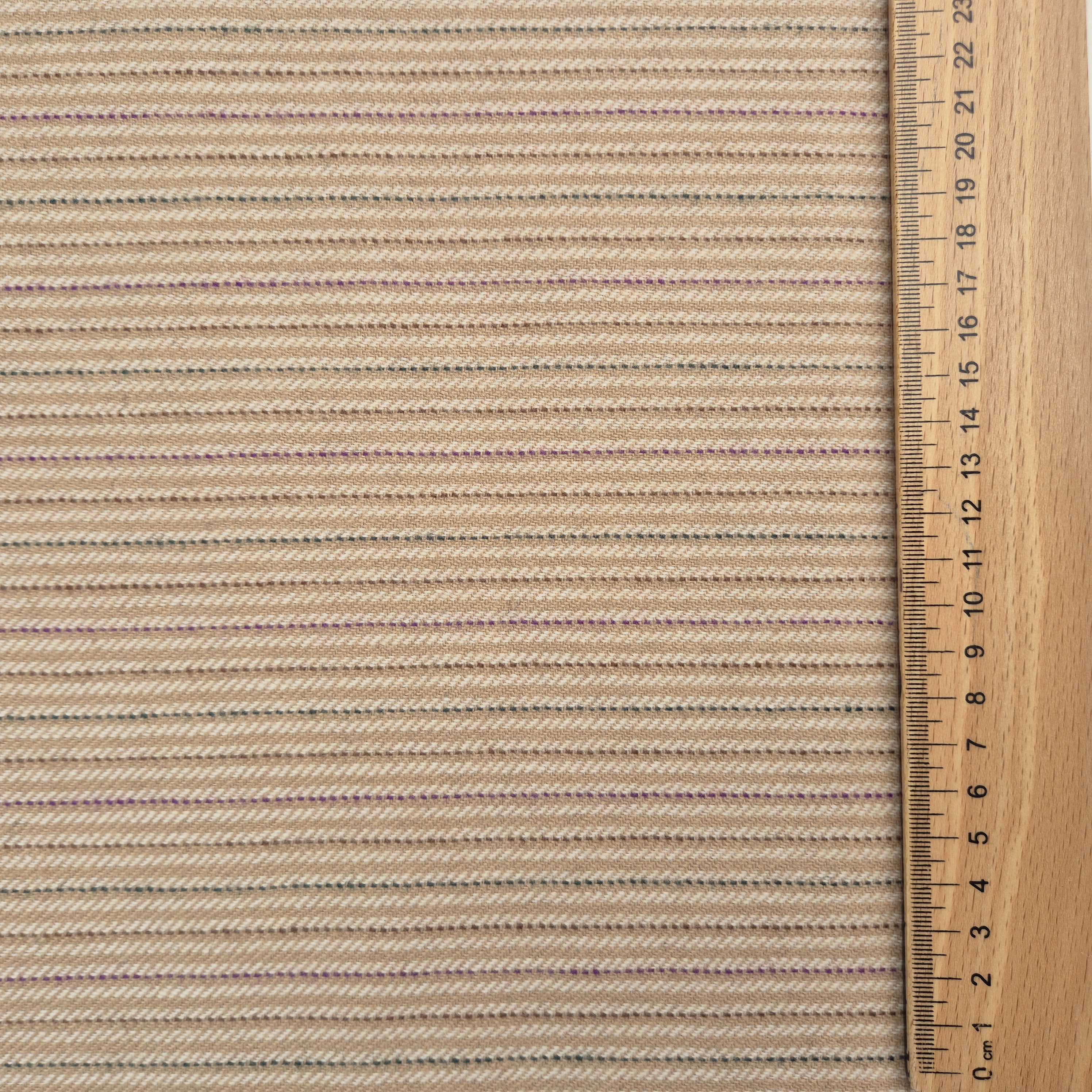 Vlněná látka béžovo-bílá pruhovaná