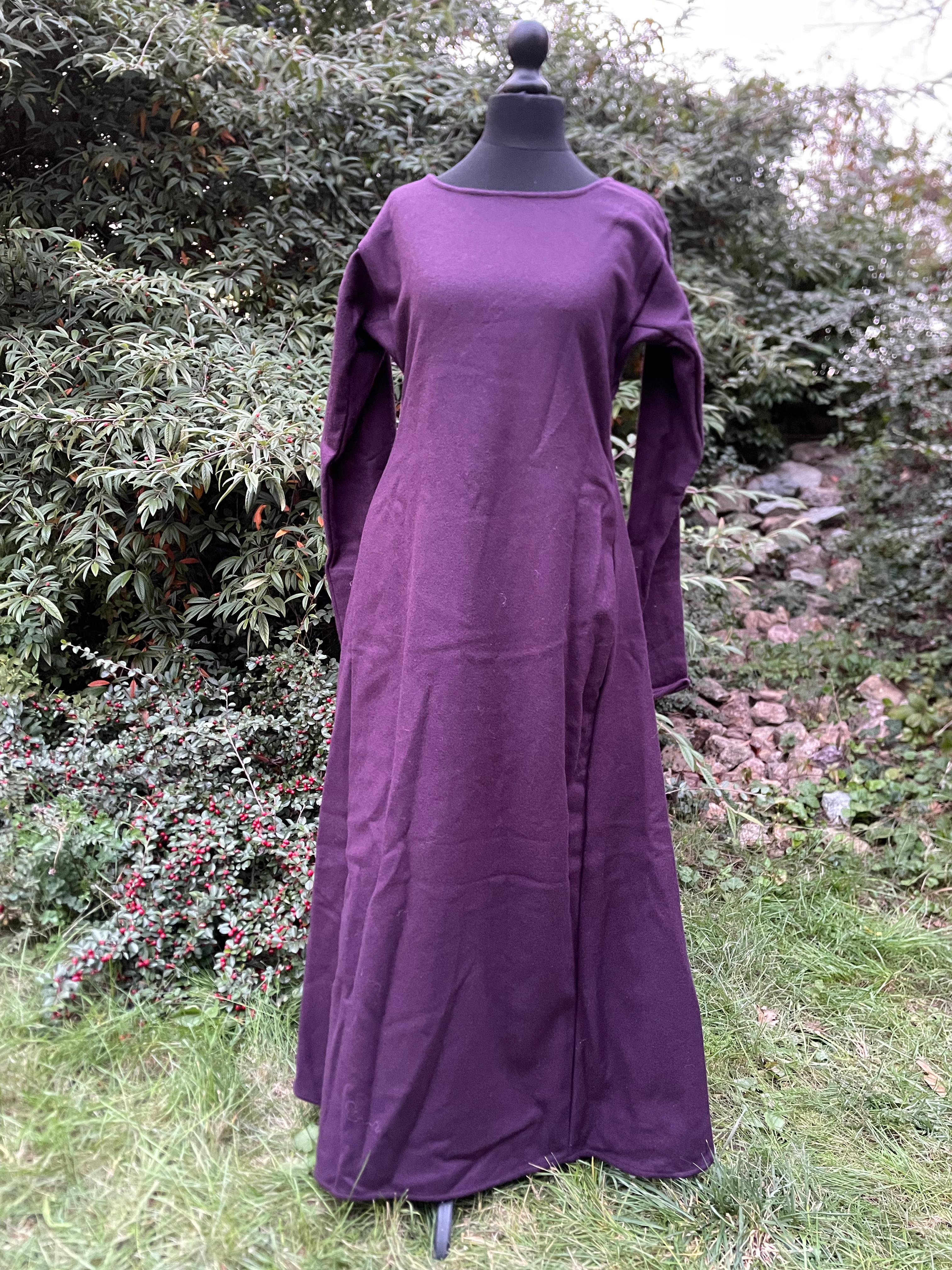 Šaty vlněné fialové XS