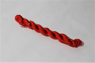 Hedvábná příze červená 10 g