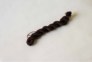 Hedvábná příze hnědá 10 g