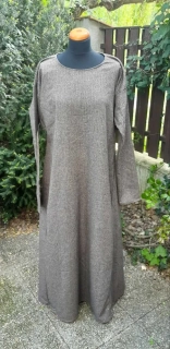 Šaty vlněné béžová-antracit melanž XL