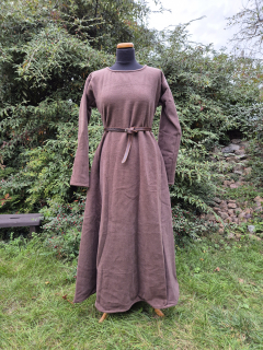 Šaty vlněné hnědé S