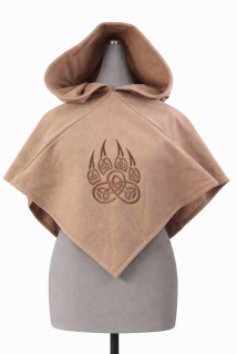 Kapuce hnědá s výšivkou