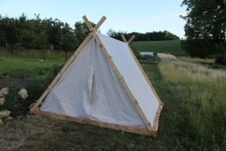 Stan typu A výklopný, kombinace barev na míru (do 3 měsíců)